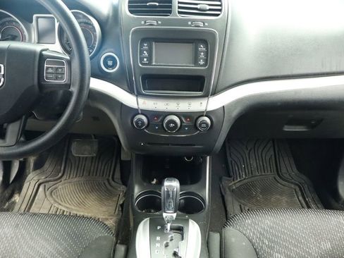 Used 2017 Dodge Journey SXT w/ Comfort/Convenience Group AWD/4WD image 25