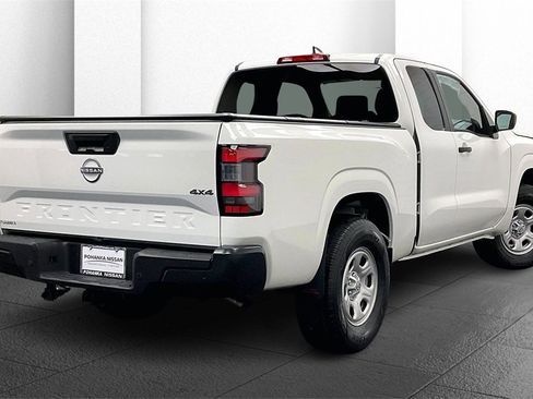 Certified 2025 Nissan Frontier S image 12