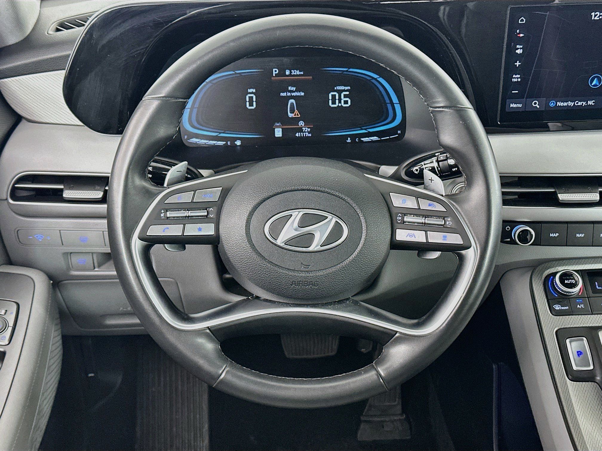 Used 2025 Hyundai Palisade SEL AWD/4WD image 18