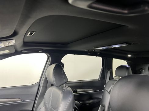 Used 2023 Kia Telluride SX X-Line AWD/4WD image 19
