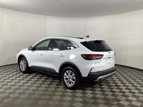 Used 2023 Ford Escape Active w/ Tech Pack #2 image 4