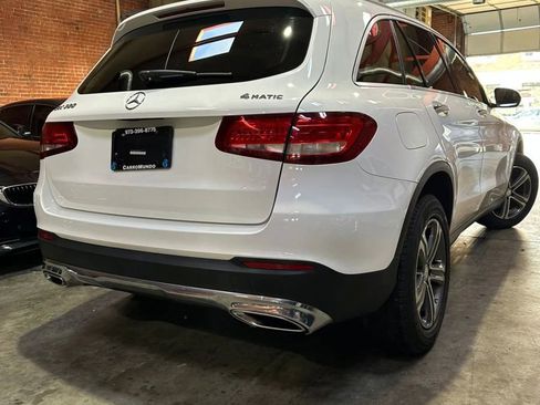 Used 2016 Mercedes-Benz GLC 300 4MATIC image 3