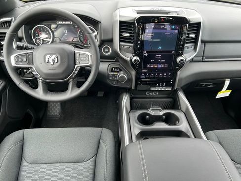 New 2026 RAM 1500 Big Horn AWD/4WD image 3