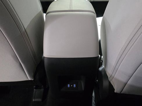 Certified 2025 Hyundai Tucson SE FWD image 16