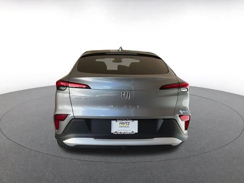 Used 2025 Buick Envista Preferred image 12