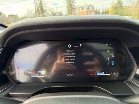 Used 2024 Jeep Grand Cherokee Limited 4xe image 23