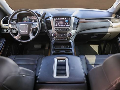 Used 2020 GMC Yukon Denali w/ Denali Ultimate Package RWD image 26
