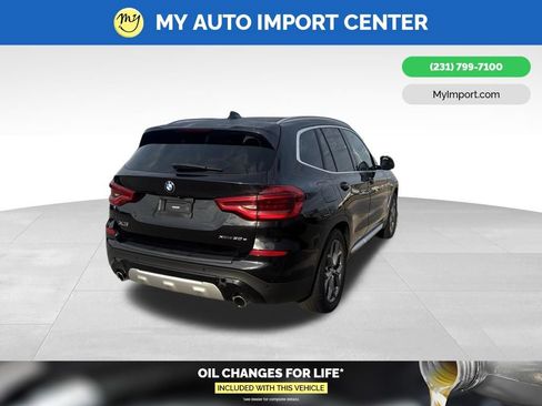 Used 2021 BMW X3 xDrive30e AWD/4WD image 7