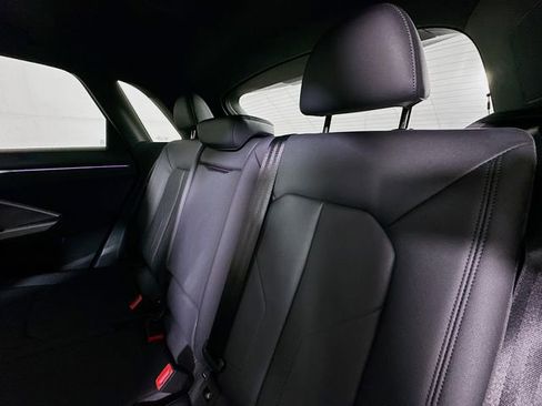 Used 2022 Audi Q3 2.0T Premium Plus w/ Premium Plus Package image 25