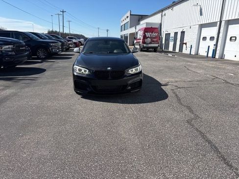 Used 2016 BMW M235i xDrive Coupe image 3
