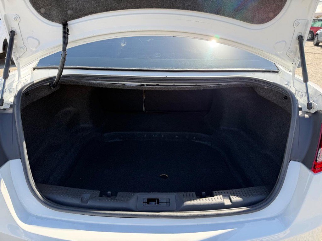 Used 2018 Ford Taurus SEL w/ Equipment Group 201A FWD image 42