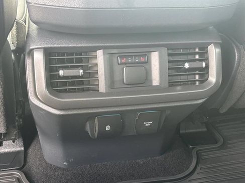 Used 2024 Ford F150 Lariat w/ Equipment Group 502A High AWD/4WD image 20