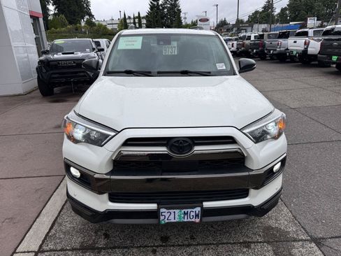 Used 2020 Toyota 4Runner Nightshade AWD/4WD image 9
