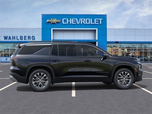 New 2026 Chevrolet Traverse LT w/ Sun and Wheel Package image 5