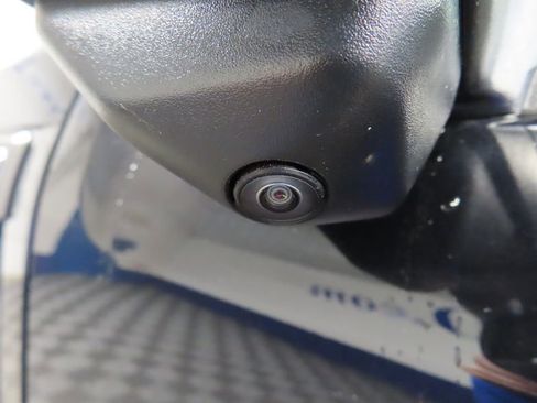 Used 2023 Ford F150 Lariat w/ Equipment Group 502A High image 46