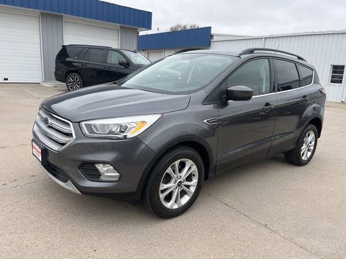 Used 2018 Ford Escape SEL image 5