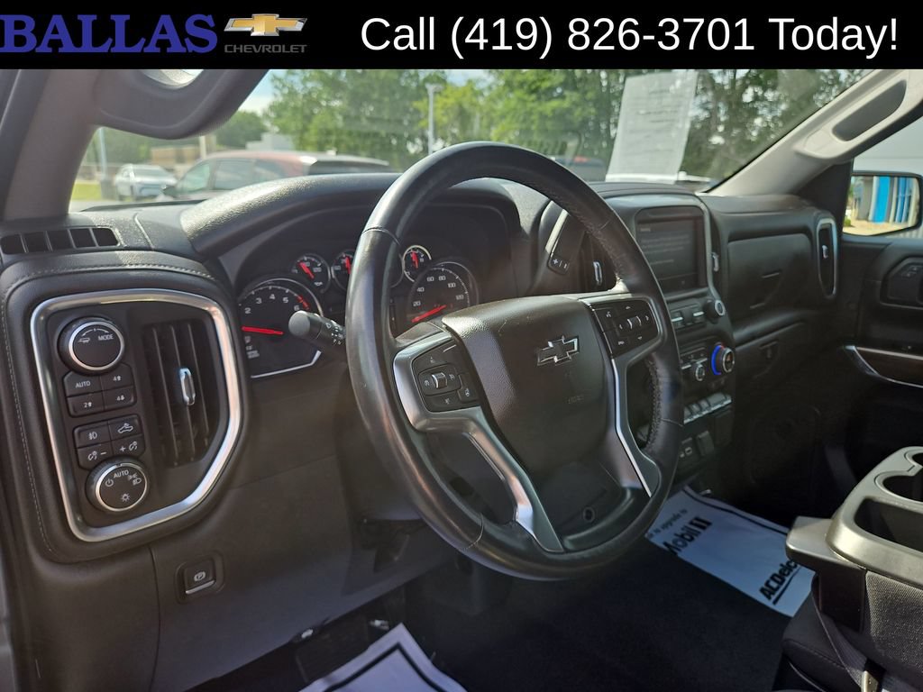 Certified 2022 Chevrolet Silverado 1500 RST AWD/4WD image 10