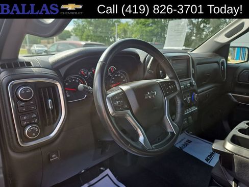 Certified 2022 Chevrolet Silverado 1500 RST AWD/4WD image 10