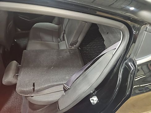 Used 2017 Chevrolet Cruze LT w/ Sun And Sound Package image 25