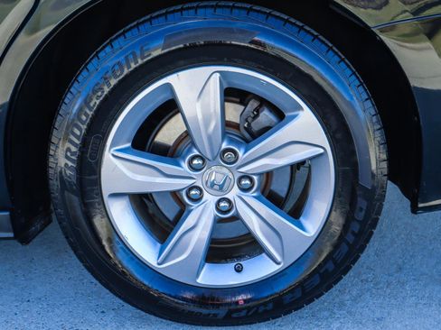 Used 2018 Honda Odyssey EX-L image 24