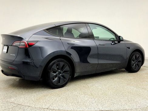 Used 2025 Tesla Model Y Long Range image 5