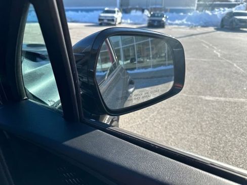 Used 2021 Kia Sorento S image 37