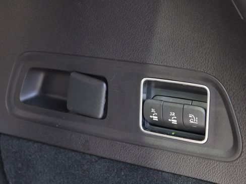 Certified 2023 Mercedes-Benz GLS 450 4MATIC image 37