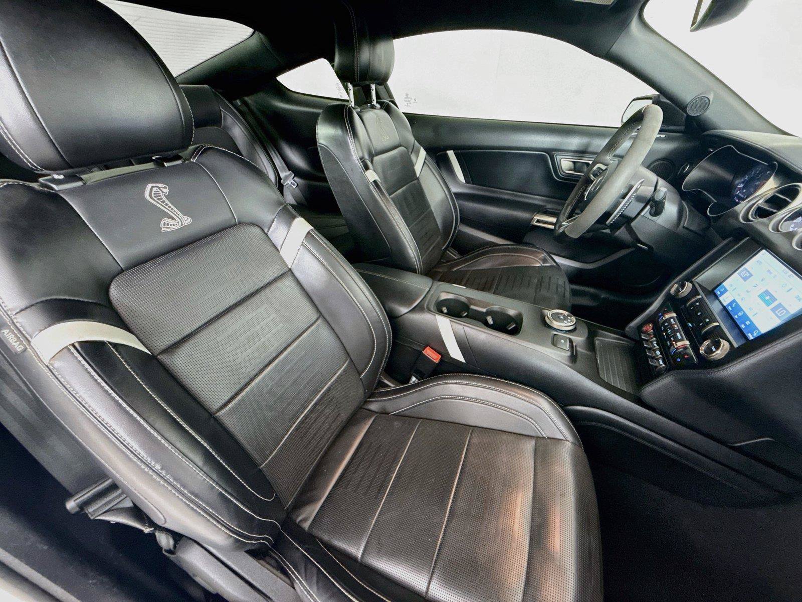 Used 2021 Ford Mustang Shelby GT500 w/ Technology Package RWD image 28