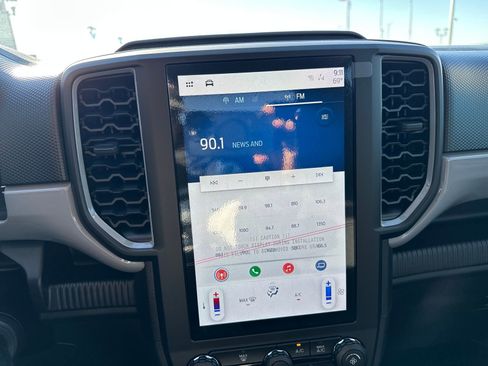 New 2025 Ford Ranger XL image 18