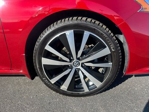 Used 2020 Nissan Altima 2.5 SR w/ Premium Package image 7