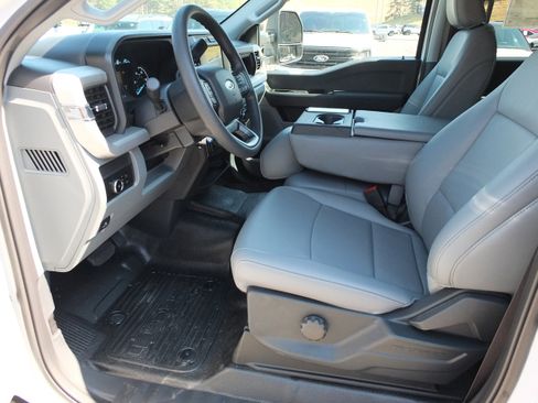 New 2026 Ford F350 XL w/ XL Chrome Package AWD/4WD image 10