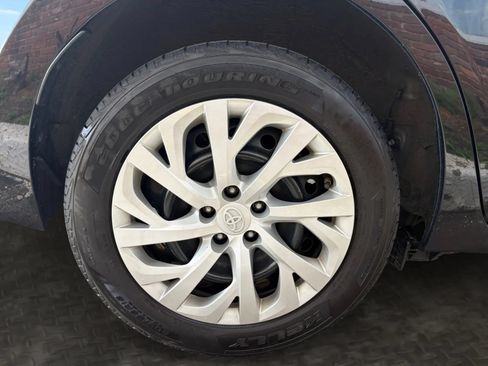 Used 2019 Toyota Corolla LE FWD image 36