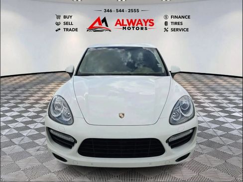 Used 2011 Porsche Cayenne Turbo AWD/4WD image 29