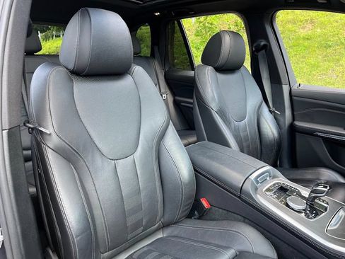 Used 2019 BMW X5 xDrive40i AWD/4WD image 36