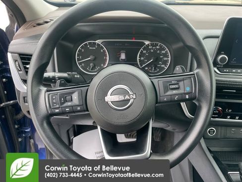 Used 2023 Nissan Rogue SV AWD/4WD image 22