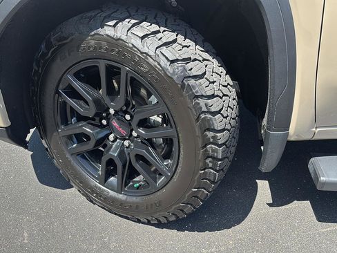Used 2022 GMC Sierra 1500 Elevation AWD/4WD image 5