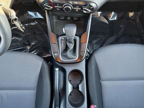 Used 2025 Kia Soul LX w/ LX Technology Package image 39