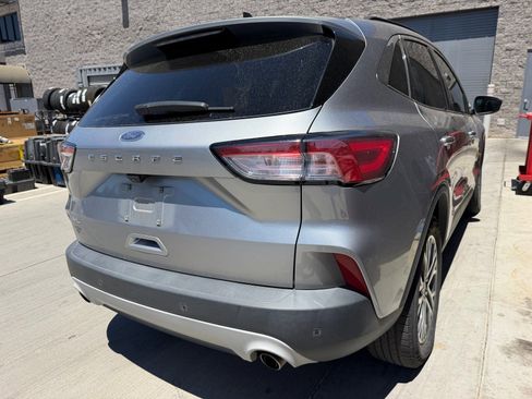 Used 2022 Ford Escape SEL FWD image 3