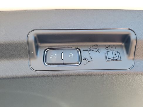 New 2026 Ford Explorer Active w/ Active Comfort Package image 10