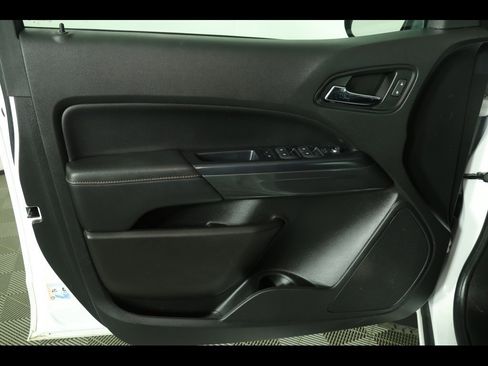 Used 2021 GMC Canyon AT4 image 21