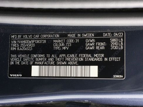 Certified 2023 Volvo XC60 T8 Plus w/ Climate Package AWD/4WD image 16