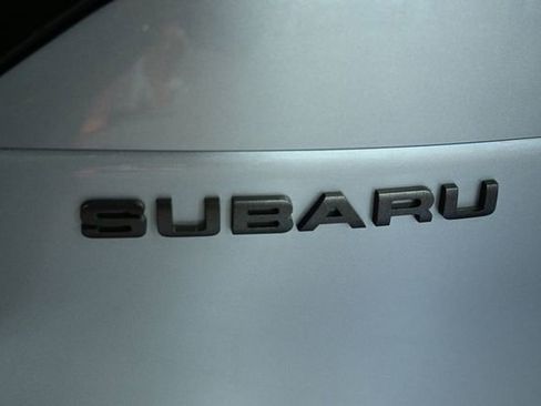 Used 2025 Subaru Forester Premium AWD/4WD image 12