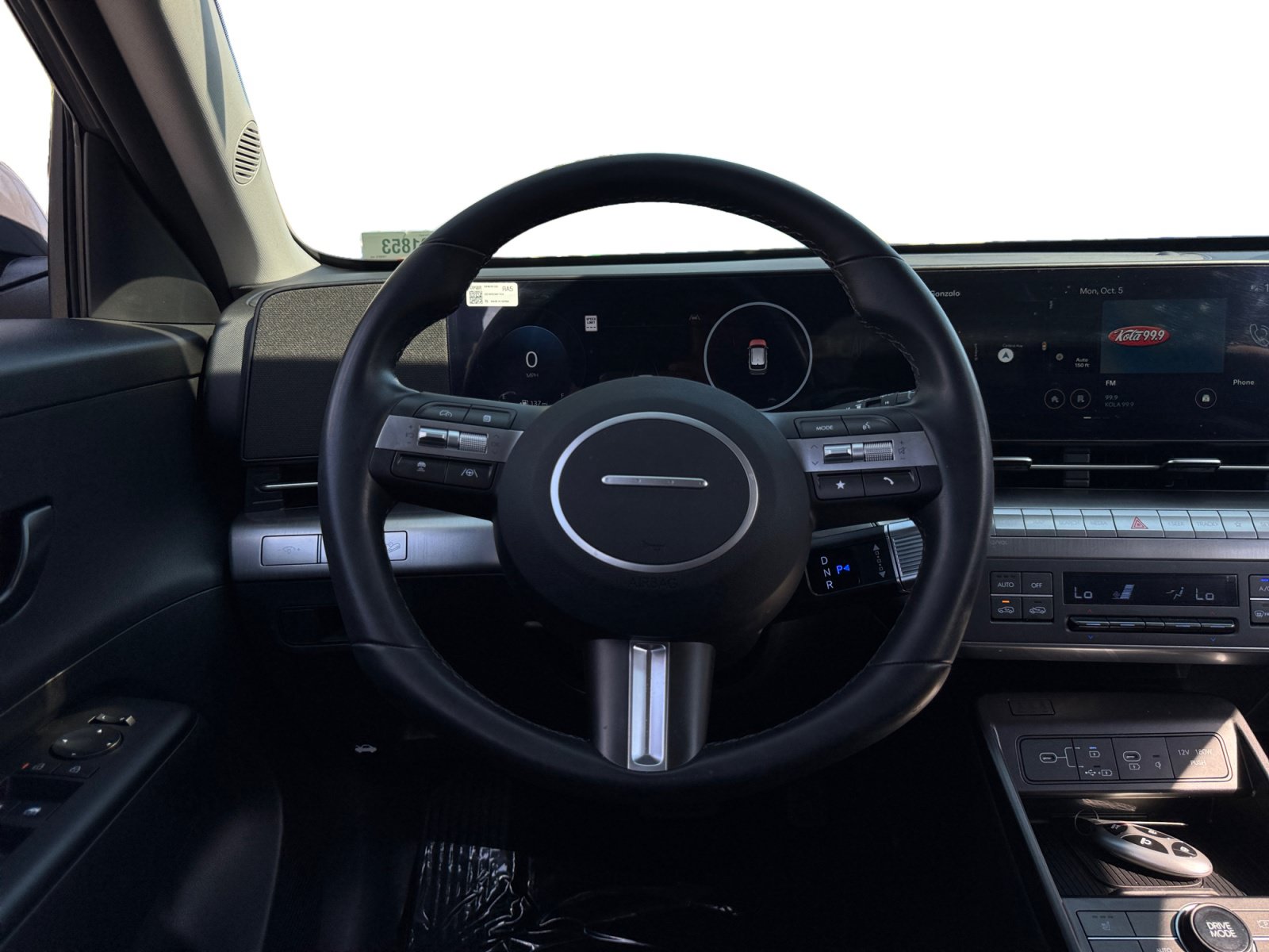 Used 2025 Hyundai Kona SEL FWD image 12