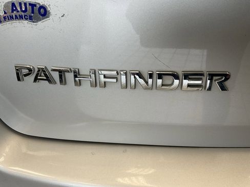 Used 2013 Nissan Pathfinder Platinum w/ Platinum Premium Pkg image 26