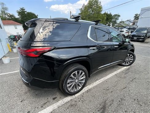 Used 2023 Chevrolet Traverse Premier w/ LPO, Floor Liner Package image 6