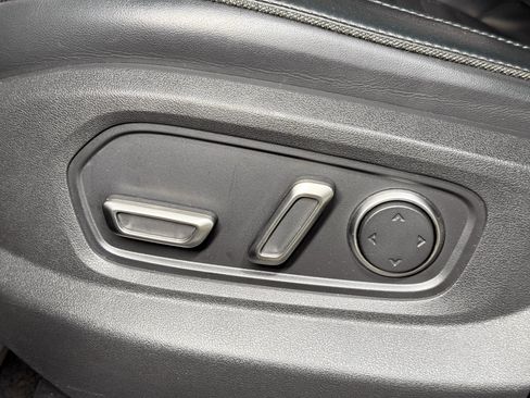 Used 2024 Rivian R1S Adventure AWD/4WD image 7