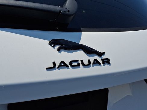 Used 2026 Jaguar F-PACE R-Dynamic S AWD/4WD image 29