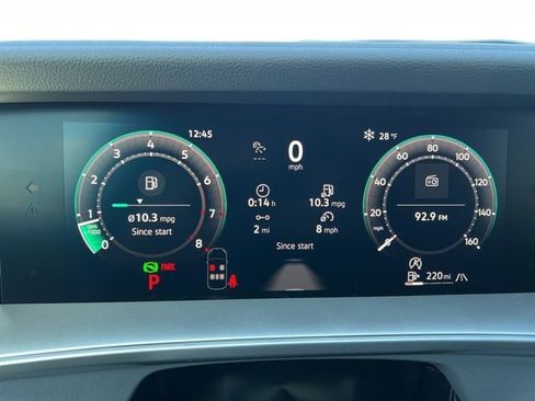 New 2026 Volkswagen Tiguan SE R-Line AWD/4WD image 15