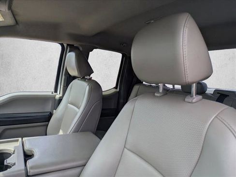 Used 2022 Ford F250 XL w/ Power Equipment Group image 17