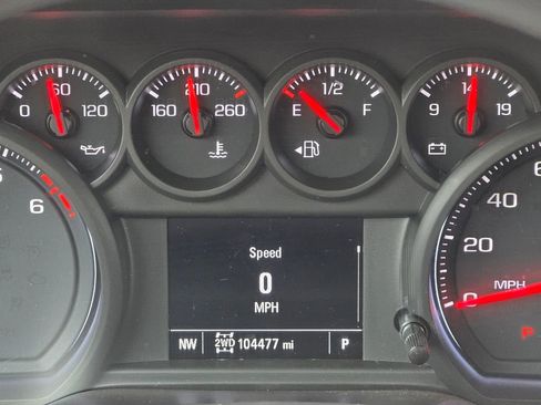 Used 2019 Chevrolet Silverado 1500 Custom Trail Boss w/ Custom Convenience Package image 32